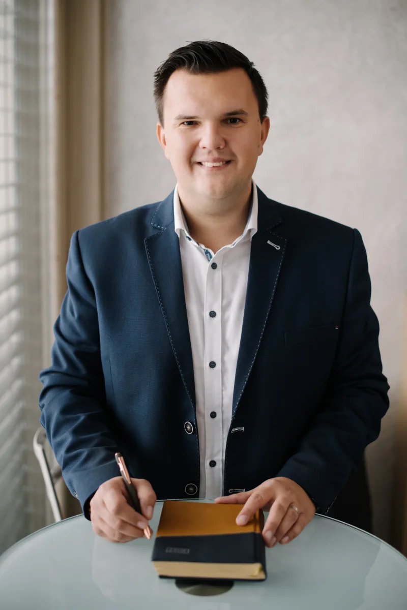 Tóth Zoltán ingatlanszakértő Heves Megye adás vétel